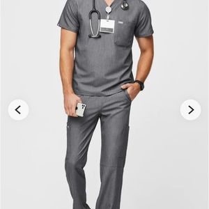 Figs L Graphite Scrub Set